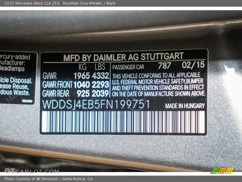 Mountain Grey Metallic / Black 2015 Mercedes-Benz CLA 250