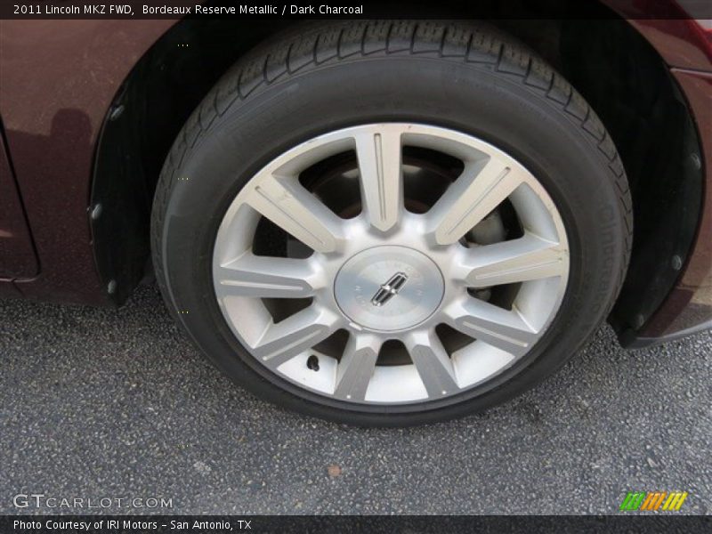 Bordeaux Reserve Metallic / Dark Charcoal 2011 Lincoln MKZ FWD