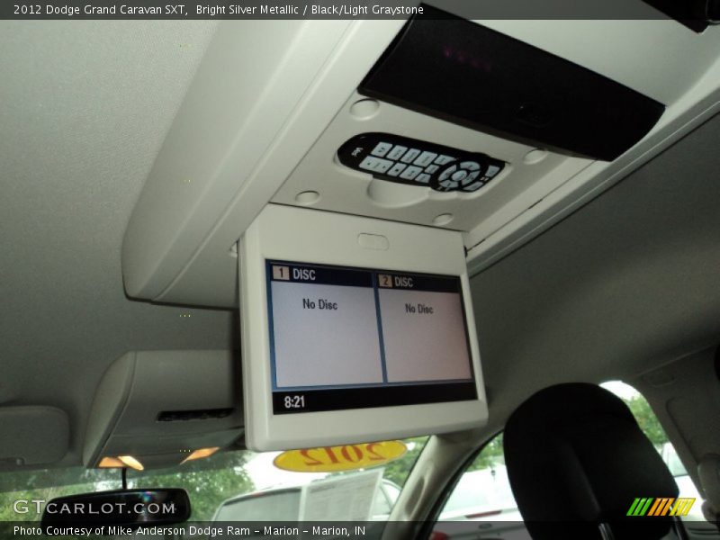 Bright Silver Metallic / Black/Light Graystone 2012 Dodge Grand Caravan SXT