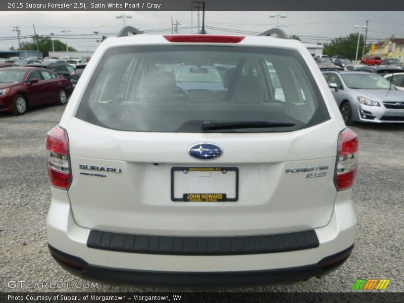 Satin White Pearl / Gray 2015 Subaru Forester 2.5i