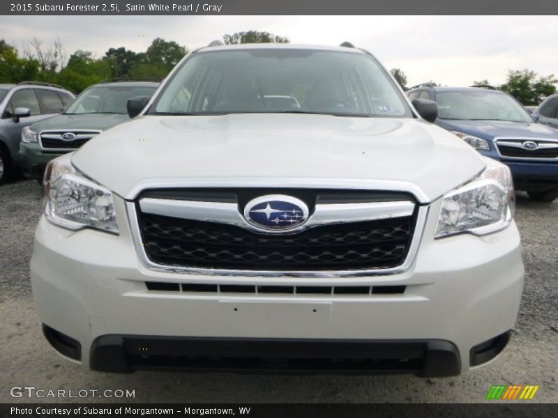 Satin White Pearl / Gray 2015 Subaru Forester 2.5i