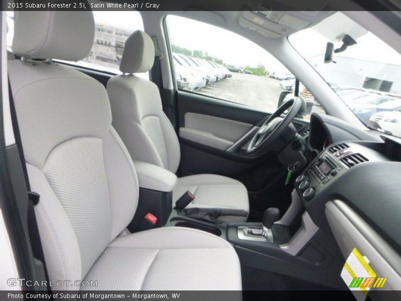 Satin White Pearl / Gray 2015 Subaru Forester 2.5i