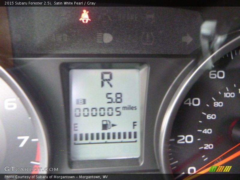 Satin White Pearl / Gray 2015 Subaru Forester 2.5i