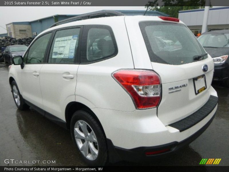 Satin White Pearl / Gray 2015 Subaru Forester 2.5i
