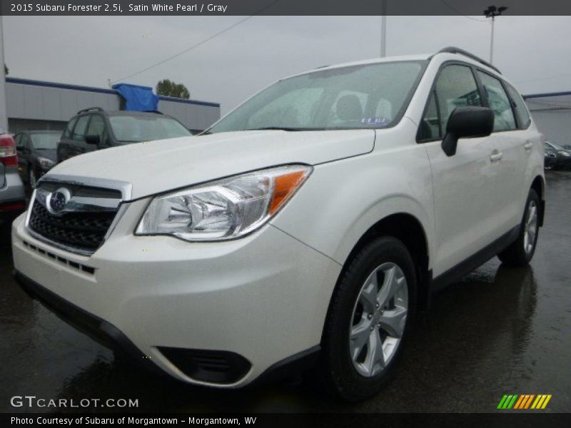 Satin White Pearl / Gray 2015 Subaru Forester 2.5i