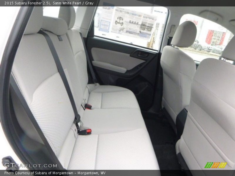 Satin White Pearl / Gray 2015 Subaru Forester 2.5i