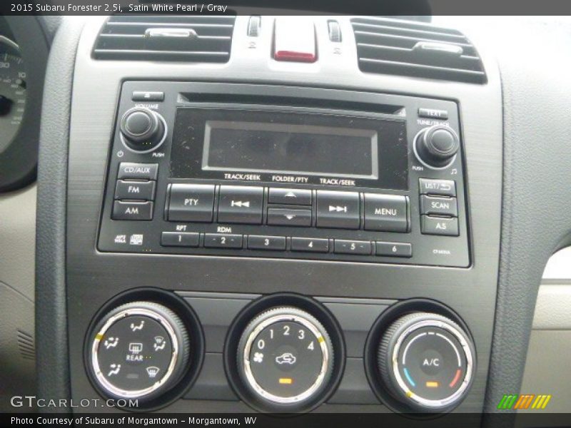 Satin White Pearl / Gray 2015 Subaru Forester 2.5i
