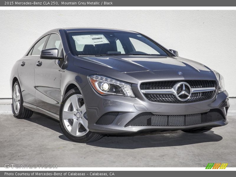 Front 3/4 View of 2015 CLA 250