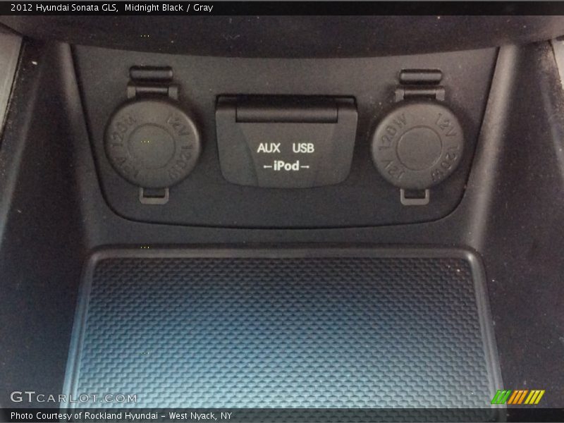 Midnight Black / Gray 2012 Hyundai Sonata GLS