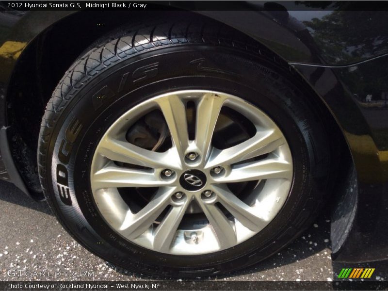 Midnight Black / Gray 2012 Hyundai Sonata GLS