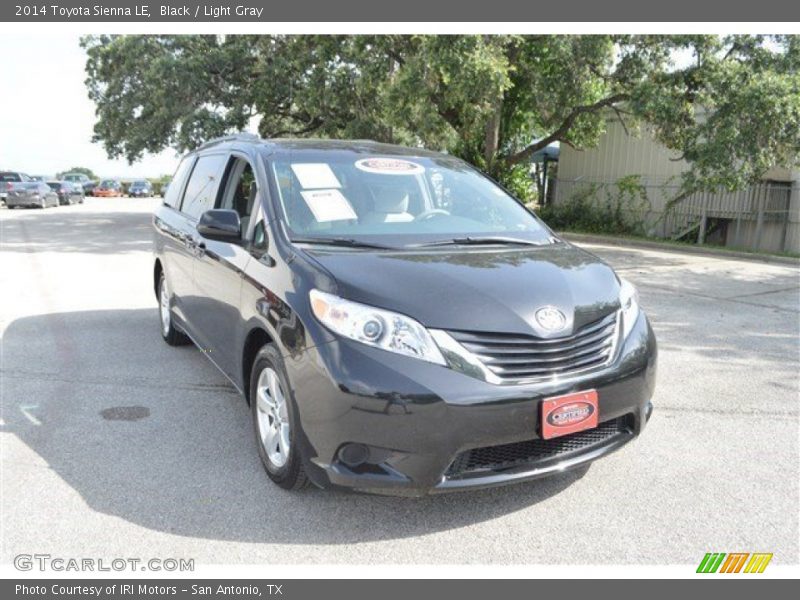 Black / Light Gray 2014 Toyota Sienna LE