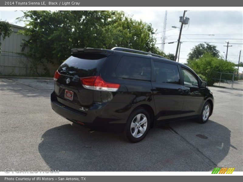 Black / Light Gray 2014 Toyota Sienna LE