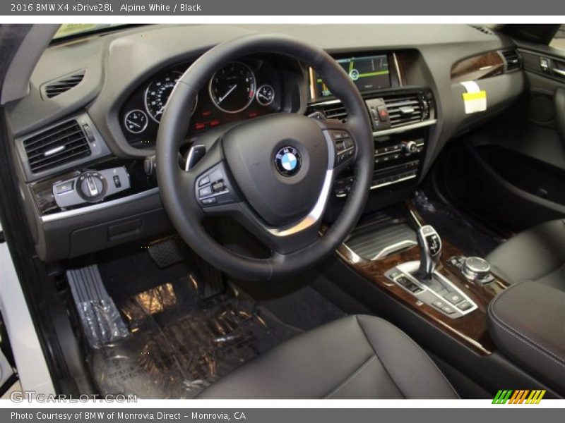 Alpine White / Black 2016 BMW X4 xDrive28i