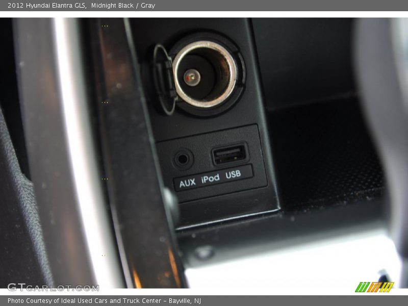 Midnight Black / Gray 2012 Hyundai Elantra GLS