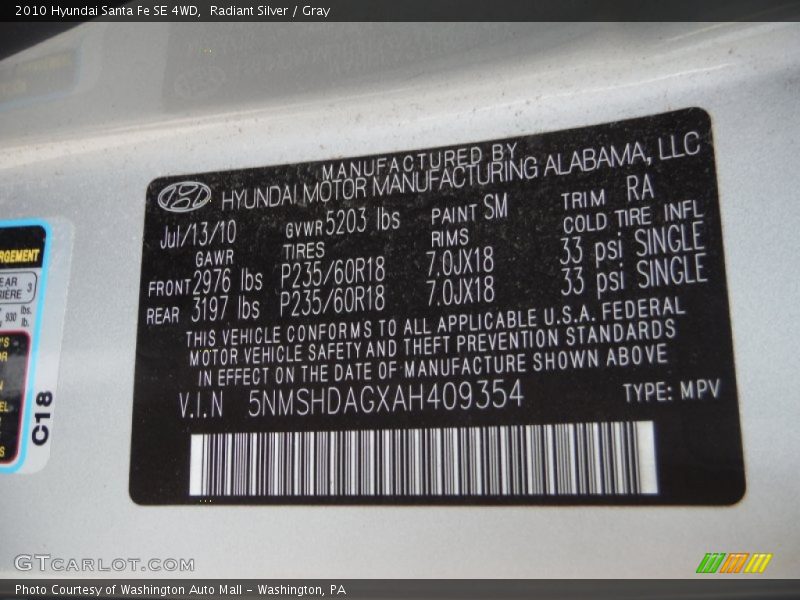 Radiant Silver / Gray 2010 Hyundai Santa Fe SE 4WD