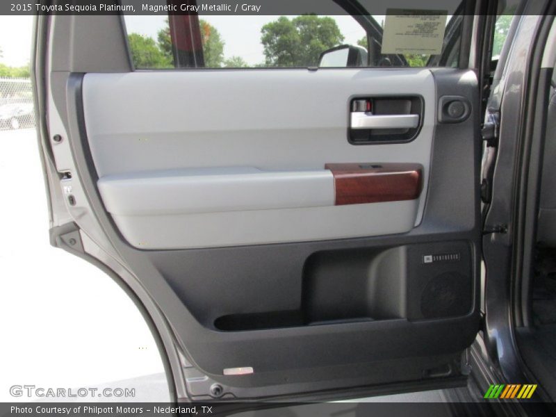 Magnetic Gray Metallic / Gray 2015 Toyota Sequoia Platinum