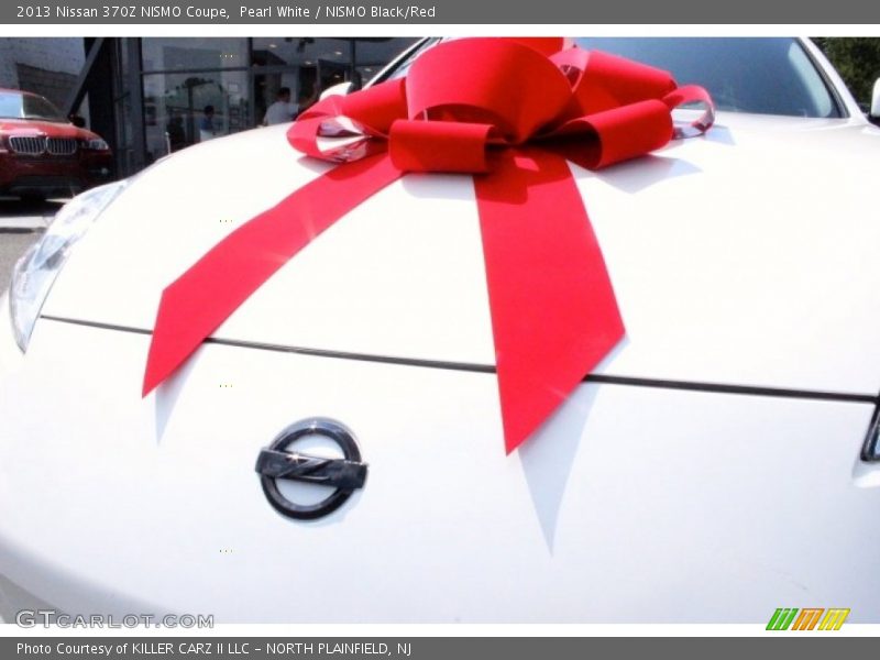 Pearl White / NISMO Black/Red 2013 Nissan 370Z NISMO Coupe