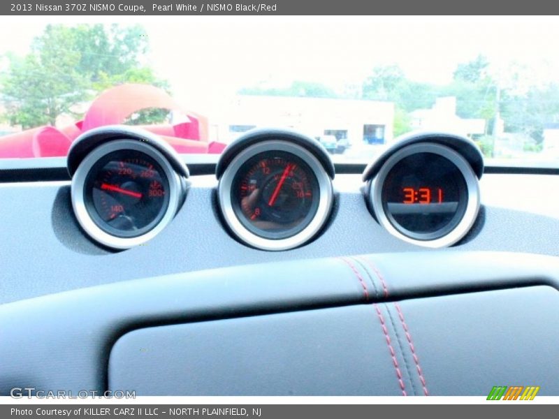 Pearl White / NISMO Black/Red 2013 Nissan 370Z NISMO Coupe