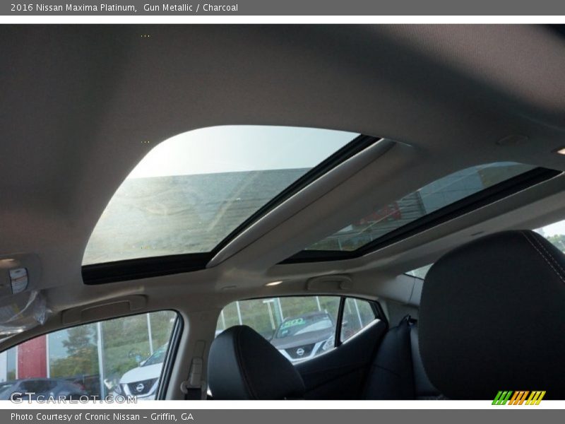 Sunroof of 2016 Maxima Platinum