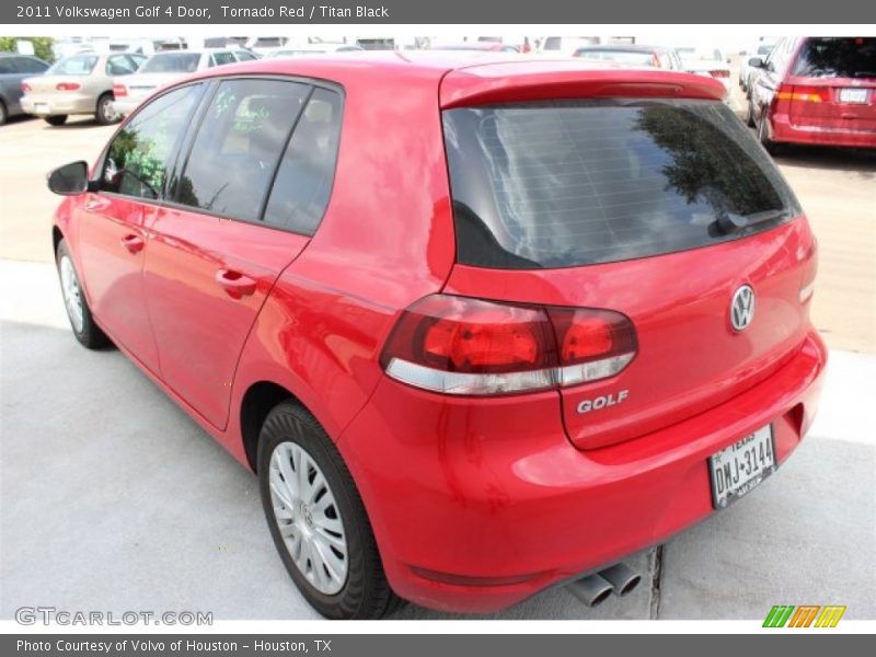 Tornado Red / Titan Black 2011 Volkswagen Golf 4 Door