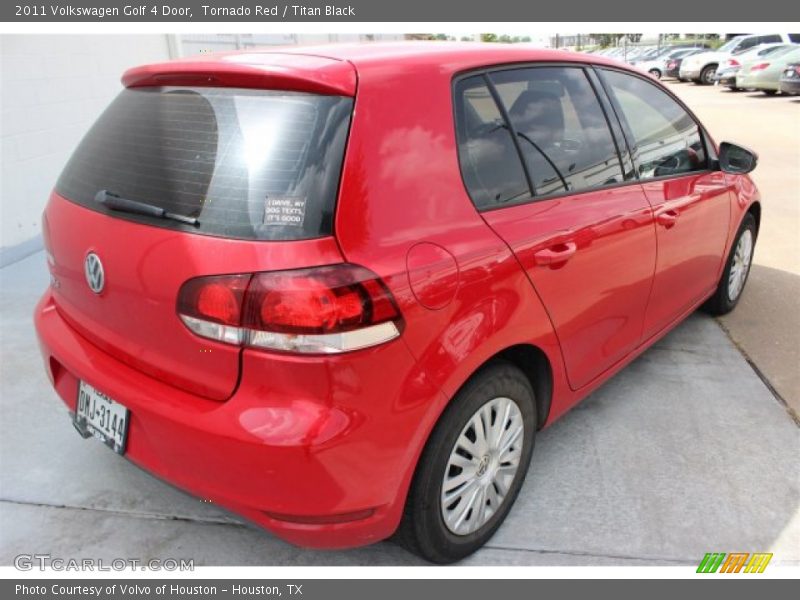 Tornado Red / Titan Black 2011 Volkswagen Golf 4 Door