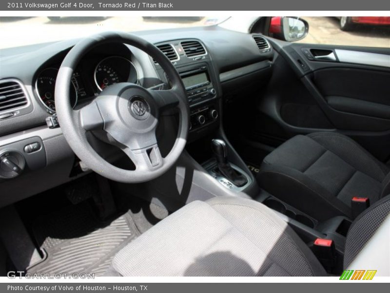 Tornado Red / Titan Black 2011 Volkswagen Golf 4 Door