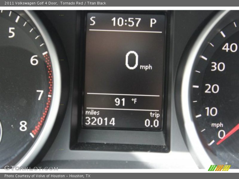 Tornado Red / Titan Black 2011 Volkswagen Golf 4 Door