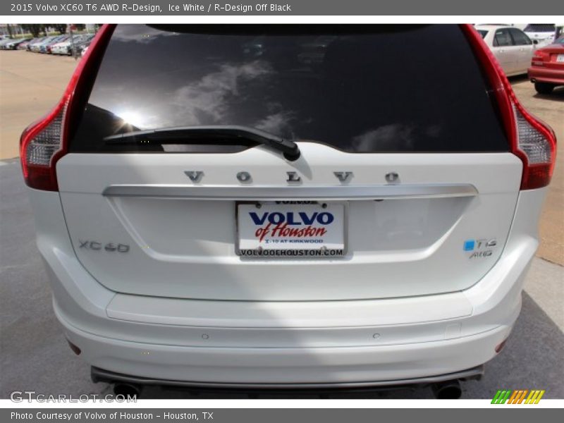 Ice White / R-Design Off Black 2015 Volvo XC60 T6 AWD R-Design