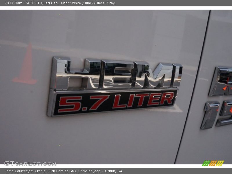 Bright White / Black/Diesel Gray 2014 Ram 1500 SLT Quad Cab