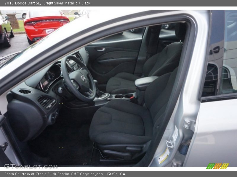 Bright Silver Metallic / Black 2013 Dodge Dart SE