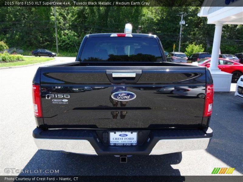 Tuxedo Black Metallic / Medium Earth Gray 2015 Ford F150 XLT SuperCrew 4x4