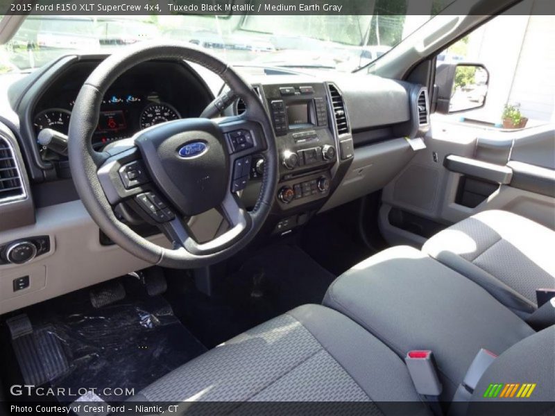 Tuxedo Black Metallic / Medium Earth Gray 2015 Ford F150 XLT SuperCrew 4x4