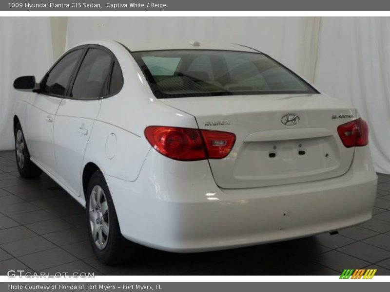 Captiva White / Beige 2009 Hyundai Elantra GLS Sedan