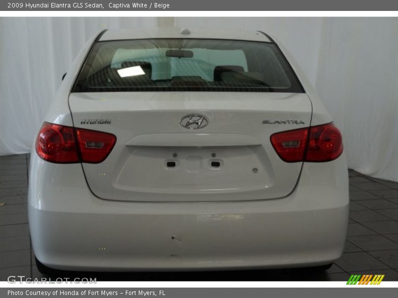 Captiva White / Beige 2009 Hyundai Elantra GLS Sedan