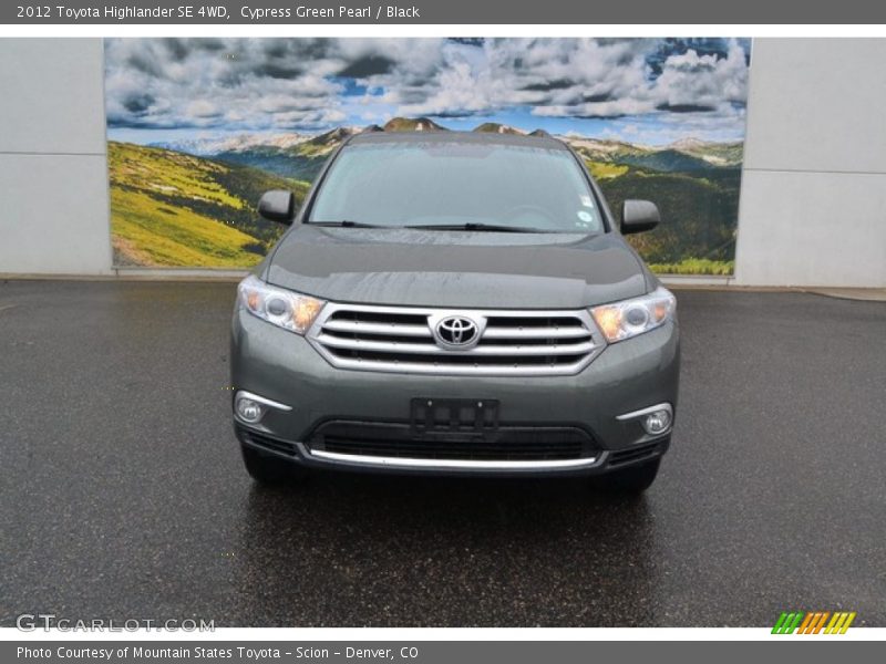 Cypress Green Pearl / Black 2012 Toyota Highlander SE 4WD