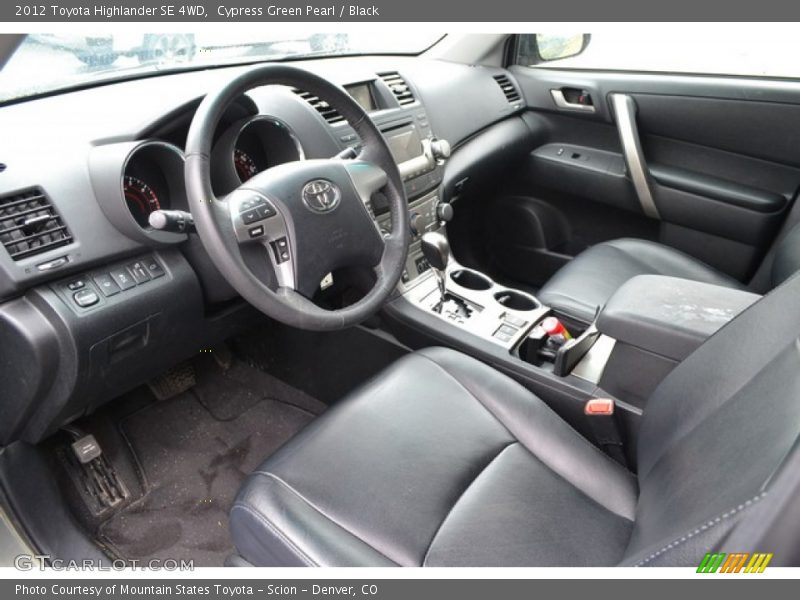 Cypress Green Pearl / Black 2012 Toyota Highlander SE 4WD