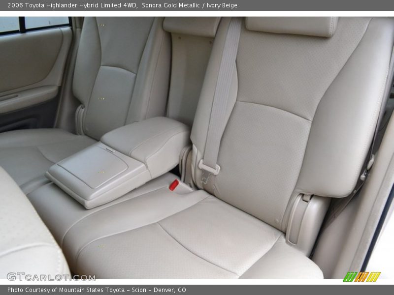 Sonora Gold Metallic / Ivory Beige 2006 Toyota Highlander Hybrid Limited 4WD