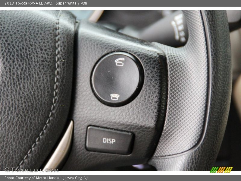 Super White / Ash 2013 Toyota RAV4 LE AWD