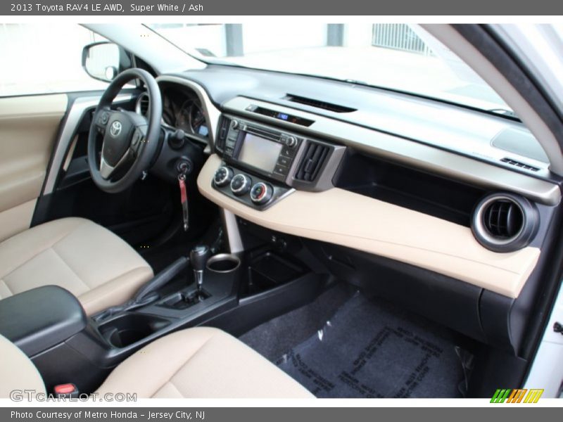 Super White / Ash 2013 Toyota RAV4 LE AWD