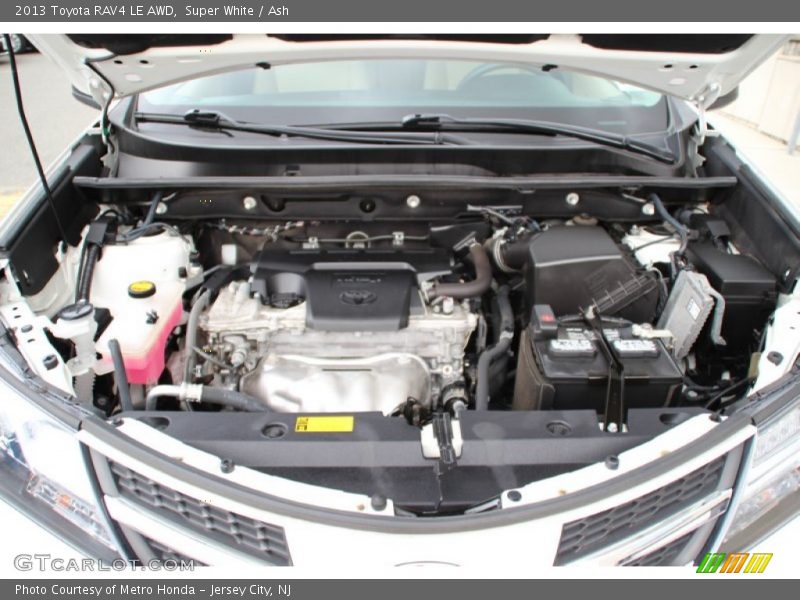 Super White / Ash 2013 Toyota RAV4 LE AWD