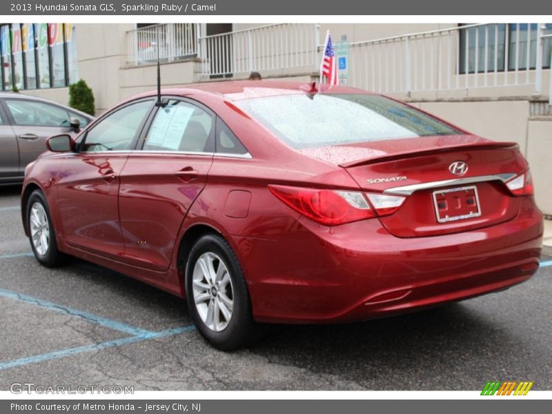 Sparkling Ruby / Camel 2013 Hyundai Sonata GLS