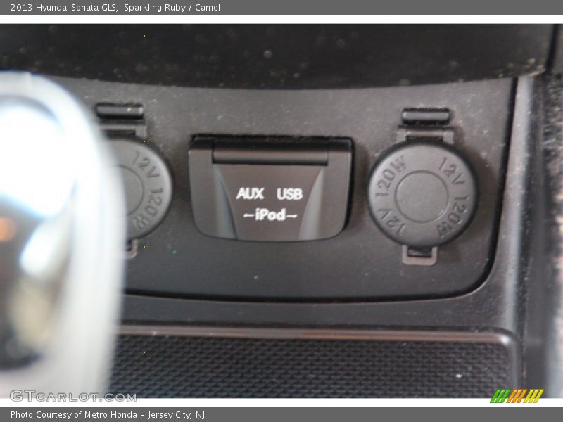 Sparkling Ruby / Camel 2013 Hyundai Sonata GLS