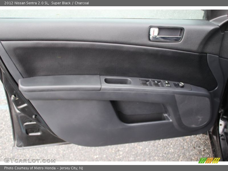 Super Black / Charcoal 2012 Nissan Sentra 2.0 SL