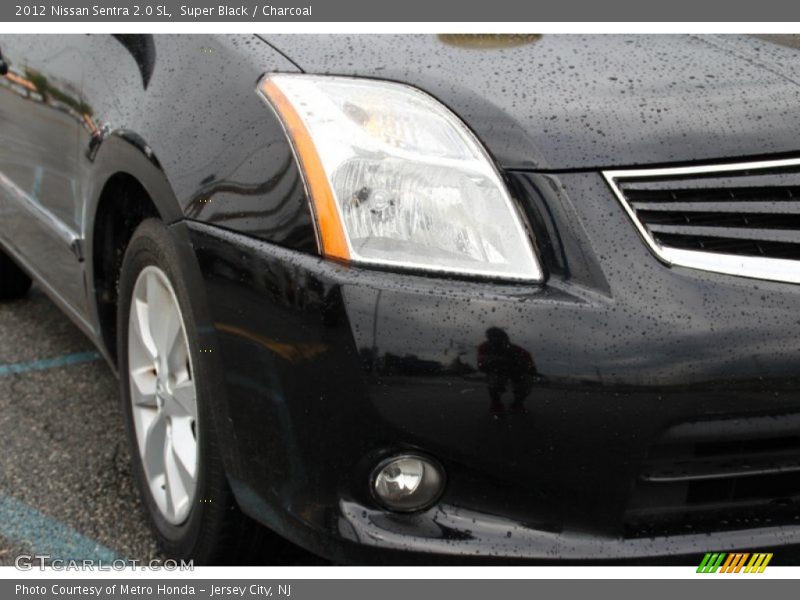 Super Black / Charcoal 2012 Nissan Sentra 2.0 SL