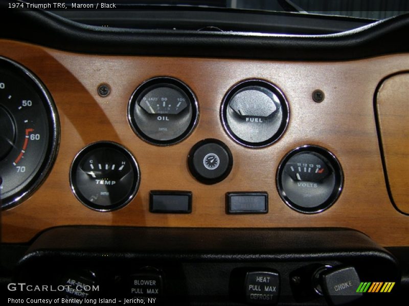  1974 TR6   Gauges
