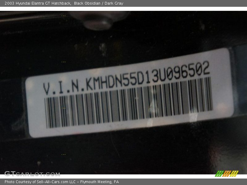 Black Obsidian / Dark Gray 2003 Hyundai Elantra GT Hatchback