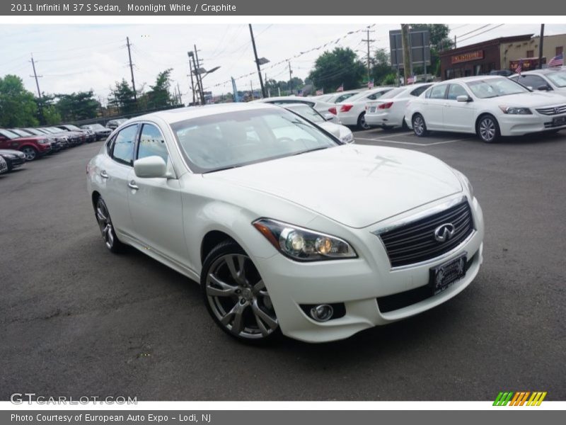 Moonlight White / Graphite 2011 Infiniti M 37 S Sedan