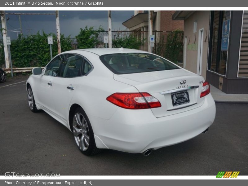 Moonlight White / Graphite 2011 Infiniti M 37 S Sedan