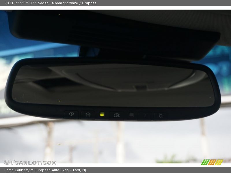 Moonlight White / Graphite 2011 Infiniti M 37 S Sedan