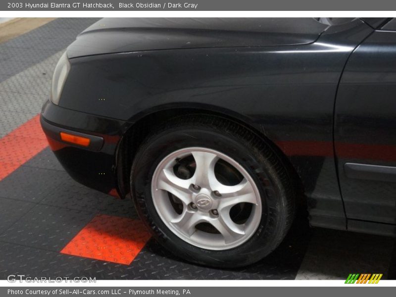 Black Obsidian / Dark Gray 2003 Hyundai Elantra GT Hatchback